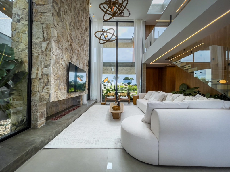 Mansão nas margens do lago no condomínio Sense: 11ª foto da galeria de imagens do imóvel