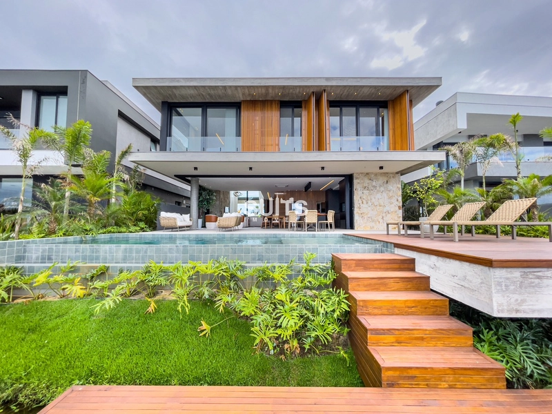 Mansão nas margens do lago no condomínio Sense: 39ª foto da galeria de imagens do imóvel