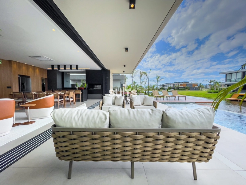 Mansão nas margens do lago no condomínio Sense: 32ª foto da galeria de imagens do imóvel