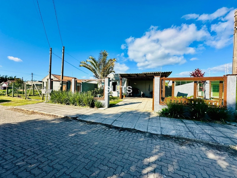 Linda casa à venda na praia de Rainha do Mar: 1ª foto da galeria de imagens do imóvel