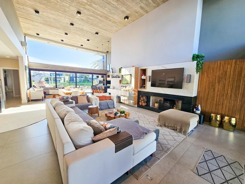 Linda casa mobiliada e decorada no Condomínio Enseada: 7ª foto da galeria de imagens do imóvel