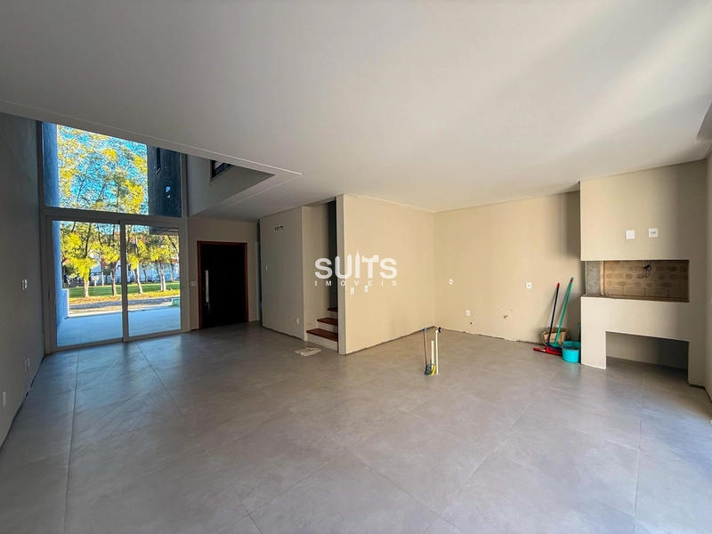 Excelente sobrado à venda no centro da praia de Xangri-Lá: 3ª foto da galeria de imagens do imóvel