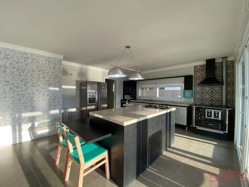 Excelente sobrado beira lago no condomínio Enseada: 5ª foto da galeria de imagens do imóvel