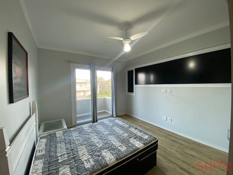 Excelente sobrado beira lago no condomínio Enseada: 13ª foto da galeria de imagens do imóvel