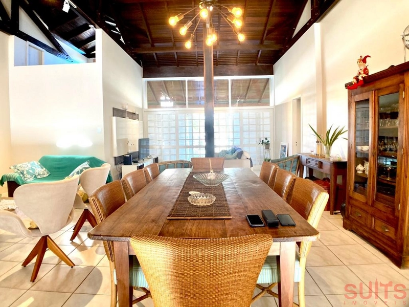 Casa no centro de Atlântida: 9ª foto da galeria de imagens do imóvel