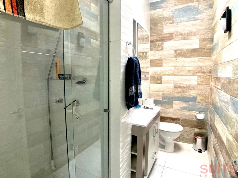 Casa no centro de Atlântida: 23ª foto da galeria de imagens do imóvel