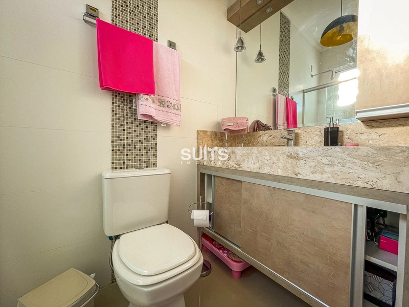 Novidade no Condomínio Las Palmas, excelente sobrado de esquina.: 31ª foto da galeria de imagens do imóvel