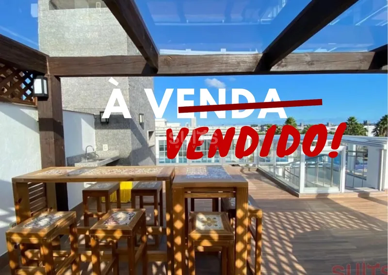 Linda cobertura beira lago no condomínio Rossi Atlântida: 1ª foto da galeria de imagens do imóvel