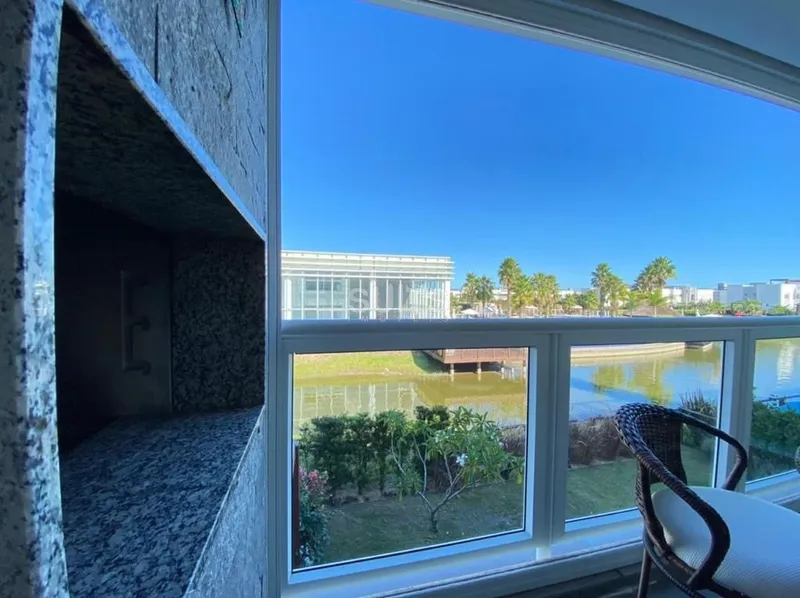 Linda cobertura beira lago no condomínio Rossi Atlântida: 9ª foto da galeria de imagens do imóvel