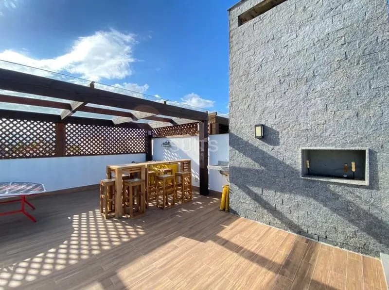 Linda cobertura beira lago no condomínio Rossi Atlântida: 3ª foto da galeria de imagens do imóvel