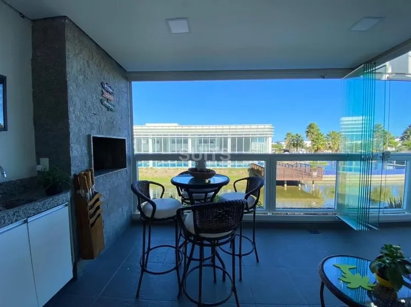 Linda cobertura beira lago no condomínio Rossi Atlântida: 8ª foto da galeria de imagens do imóvel