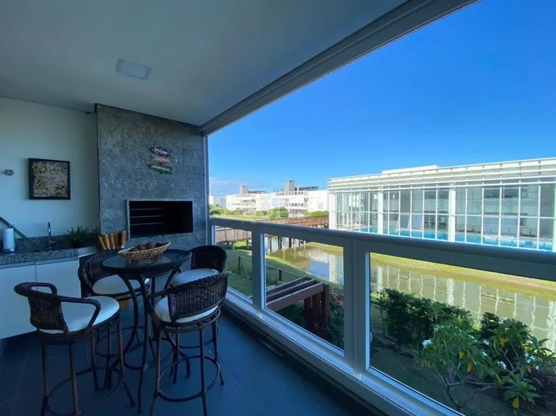 Linda cobertura beira lago no condomínio Rossi Atlântida: 7ª foto da galeria de imagens do imóvel