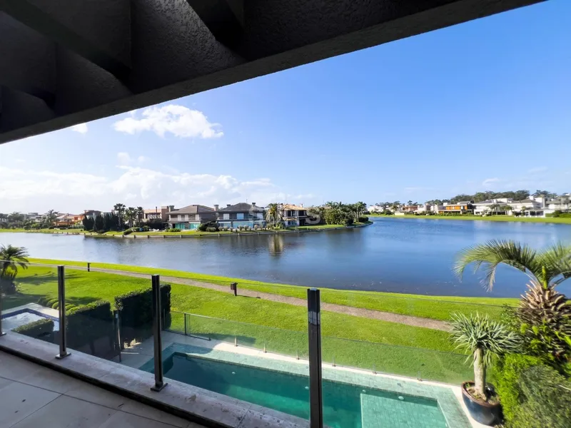 Excelente Sobrado no Condomínio Bosques de Atlântida: 45ª foto da galeria de imagens do imóvel