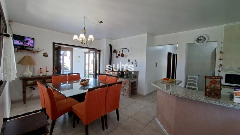 Casa em 2 terrenos, mobiliada e decorada.: 8ª foto da galeria de imagens do imóvel