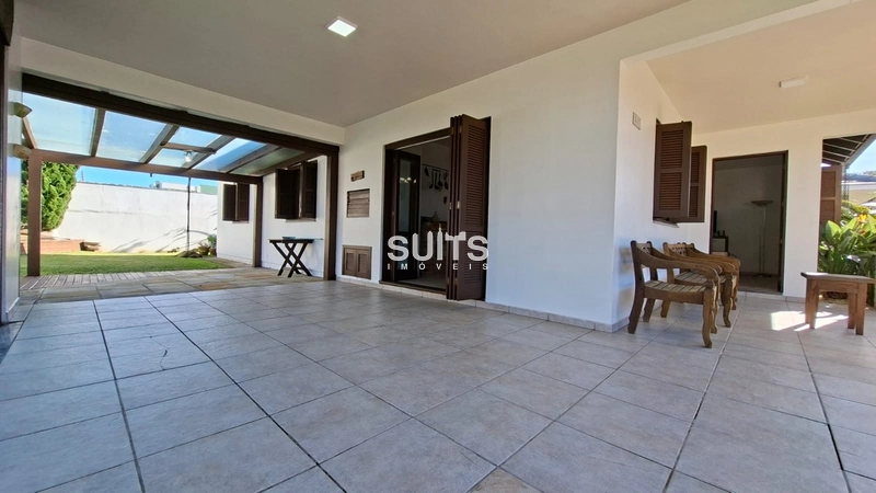 Casa em 2 terrenos, mobiliada e decorada.: 17ª foto da galeria de imagens do imóvel