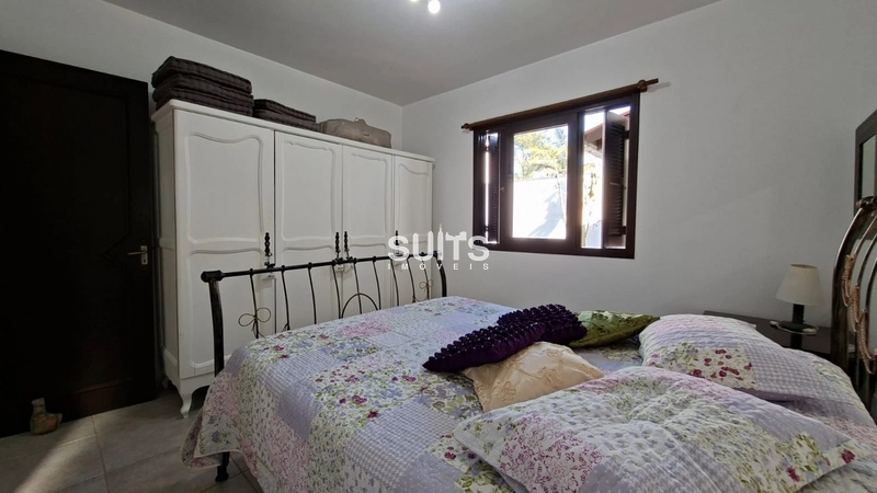 Casa em 2 terrenos, mobiliada e decorada.: 16ª foto da galeria de imagens do imóvel