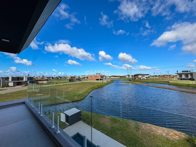 Sobrado com vista cinematográfica para o lago no condomínio Allure : 20ª foto da galeria de imagens do imóvel