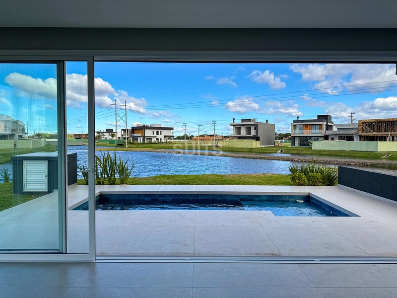 Sobrado com vista cinematográfica para o lago no condomínio Allure : 3ª foto da galeria de imagens do imóvel