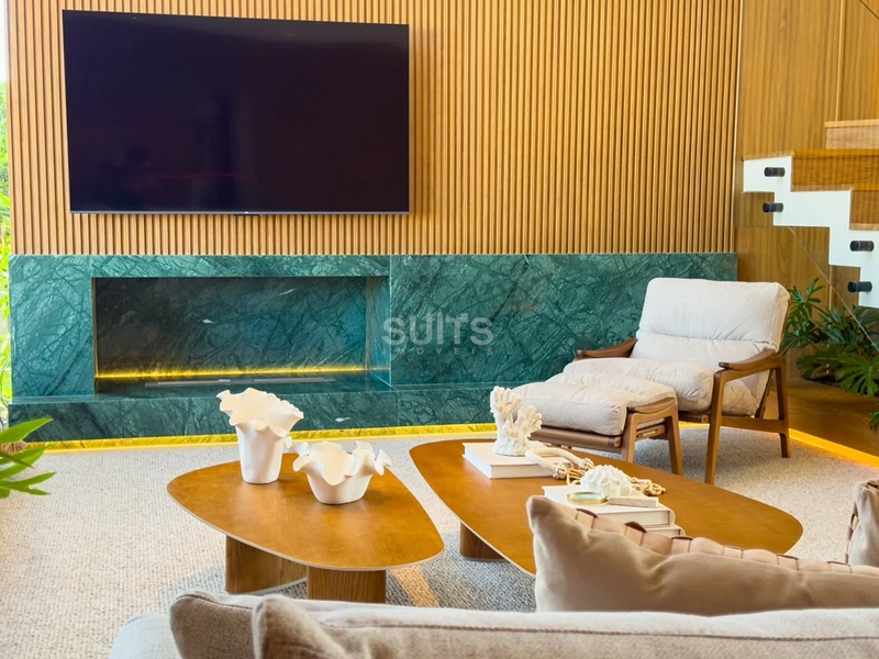 Mansão beira lago com padrão AAA no condomínio Enseada: 6ª foto da galeria de imagens do imóvel