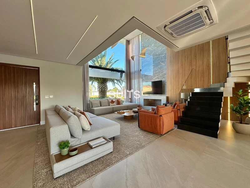 Mansão beira lago com padrão AAA no condomínio Enseada: 7ª foto da galeria de imagens do imóvel