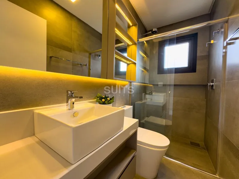 Mansão beira lago com padrão AAA no condomínio Enseada: 41ª foto da galeria de imagens do imóvel