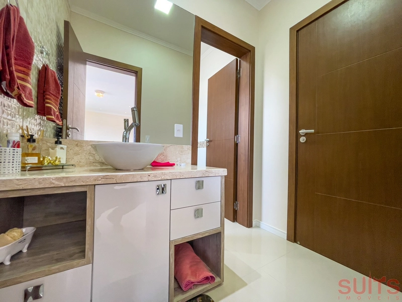 Lindíssimo sobrado de alto padrão na praia de Atlântida Sul em Osório: 37ª foto da galeria de imagens do imóvel