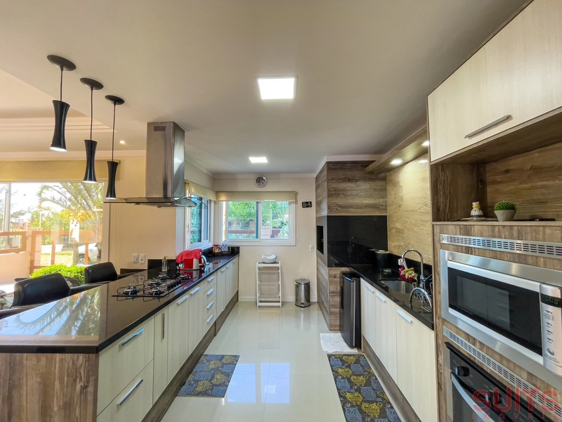 Lindíssimo sobrado de alto padrão na praia de Atlântida Sul em Osório: 19ª foto da galeria de imagens do imóvel