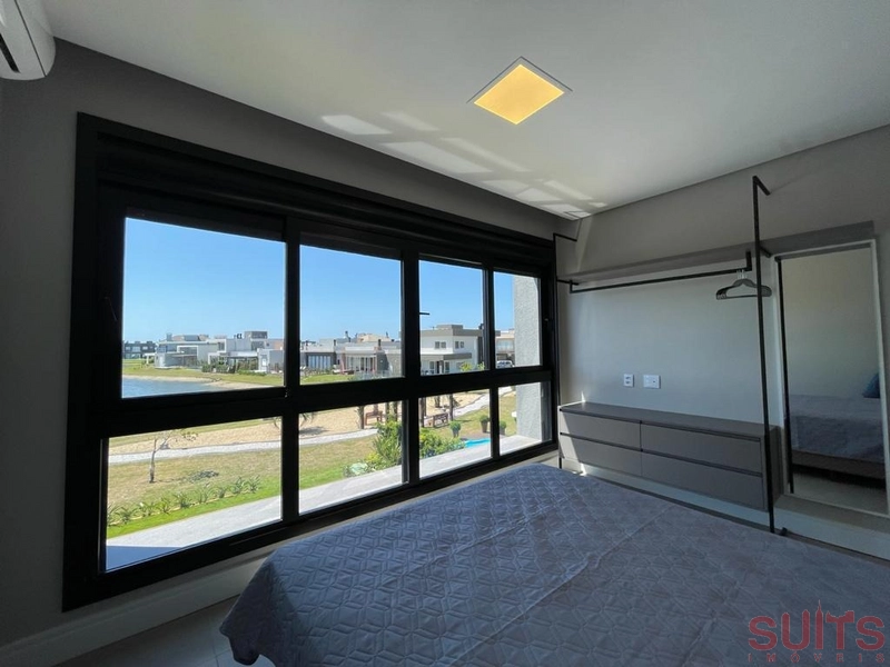 Excelente sobrado com vista para o lago no condomínio Riviera: 15ª foto da galeria de imagens do imóvel