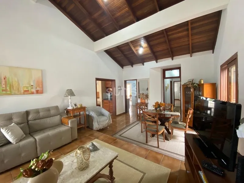 Excelente casa à venda próxima do mar no Centro de Xangri-Lá: 4ª foto da galeria de imagens do imóvel