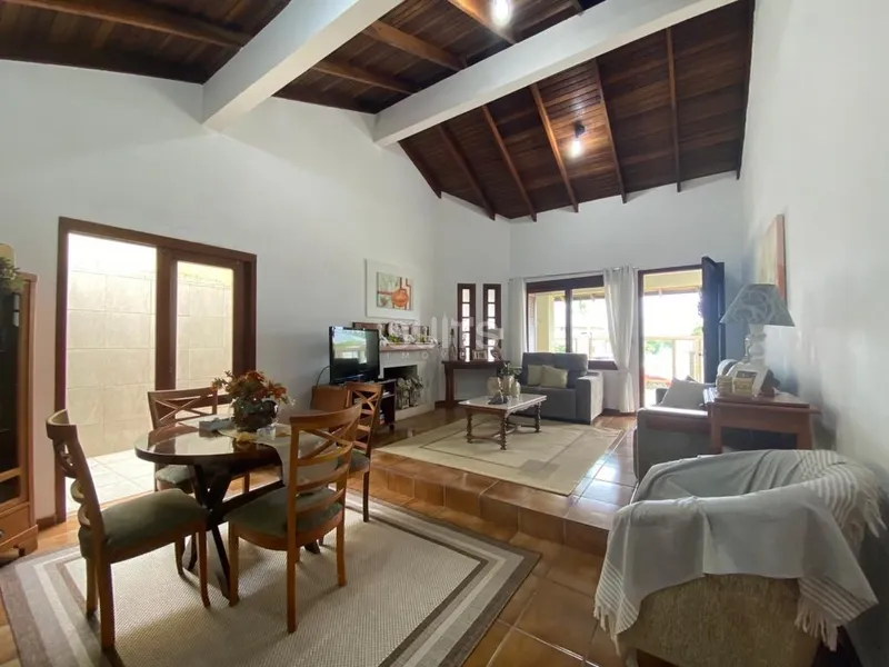 Excelente casa à venda próxima do mar no Centro de Xangri-Lá: 5ª foto da galeria de imagens do imóvel