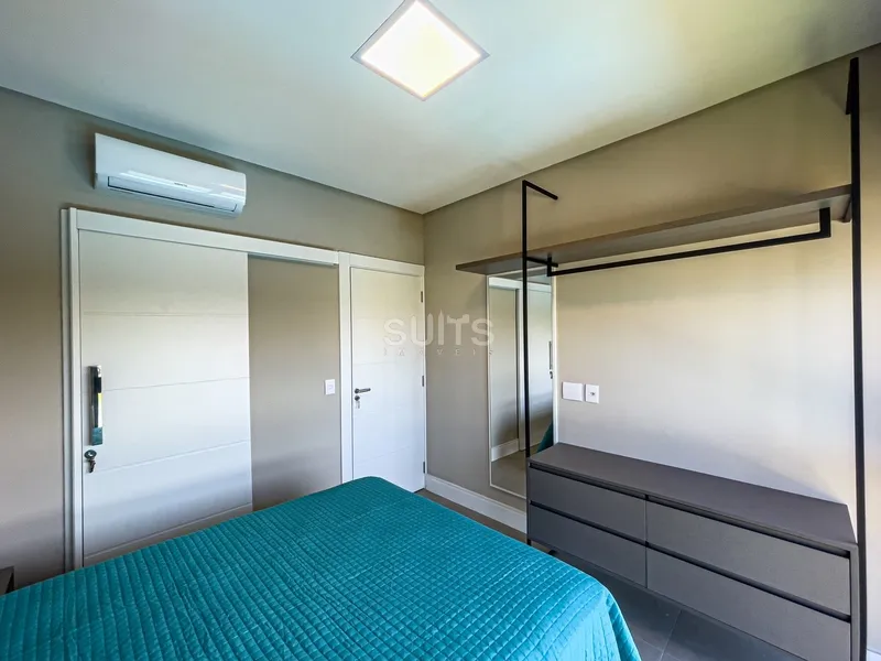 Belo sobrado de esquina no condomínio Rivieira: 33ª foto da galeria de imagens do imóvel