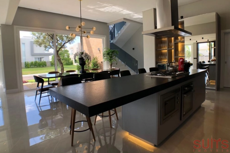 Mansão com piscina suspensa no Condomínio Velas da Marina: 13ª foto da galeria de imagens do imóvel