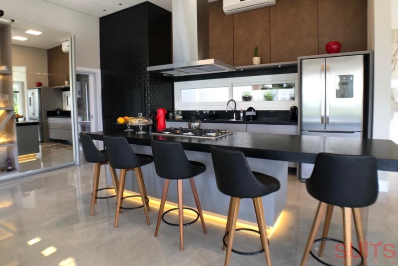 Mansão com piscina suspensa no Condomínio Velas da Marina: 11ª foto da galeria de imagens do imóvel