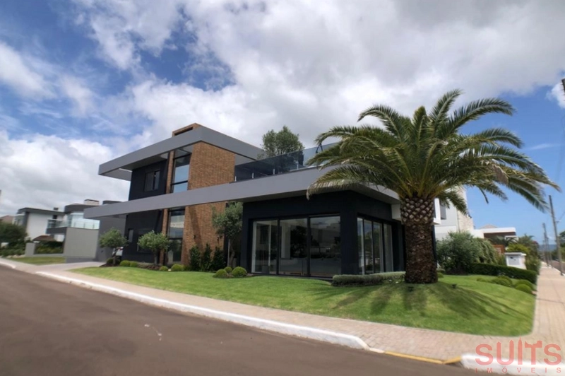 Mansão com piscina suspensa no Condomínio Velas da Marina: 2ª foto da galeria de imagens do imóvel