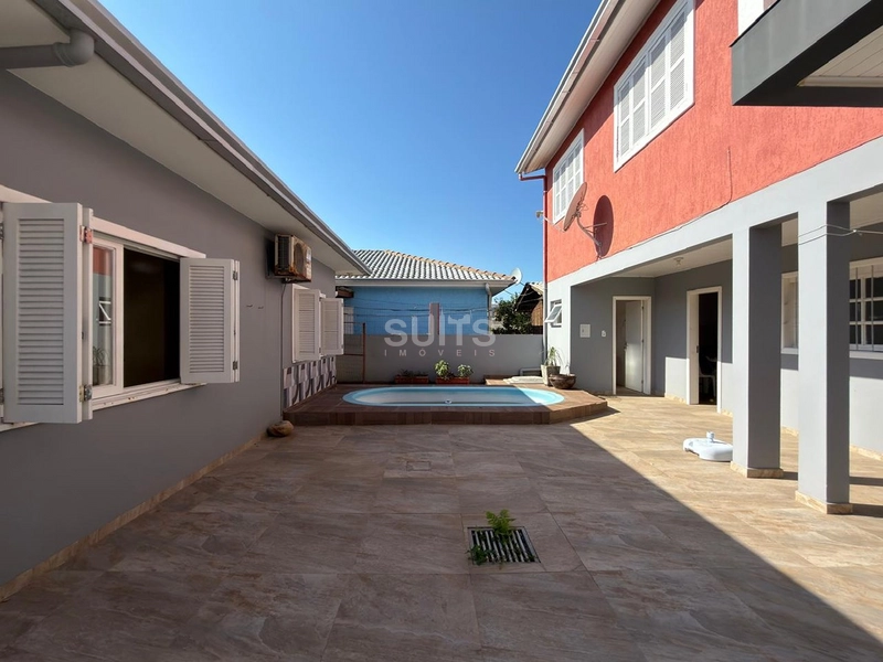 Excelente casa à venda no Centro de Xangri-Lá : 26ª foto da galeria de imagens do imóvel