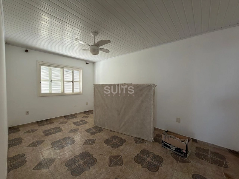 Excelente casa à venda no Centro de Xangri-Lá : 37ª foto da galeria de imagens do imóvel