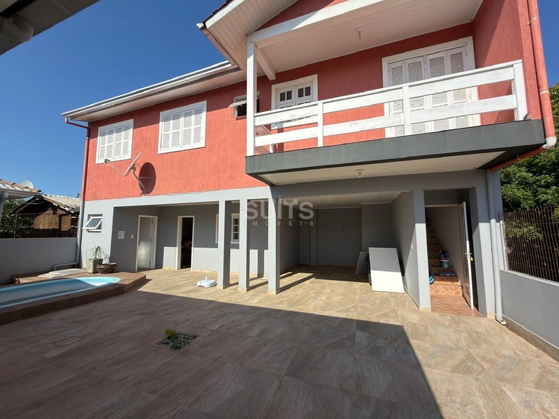 Excelente casa à venda no Centro de Xangri-Lá : 33ª foto da galeria de imagens do imóvel