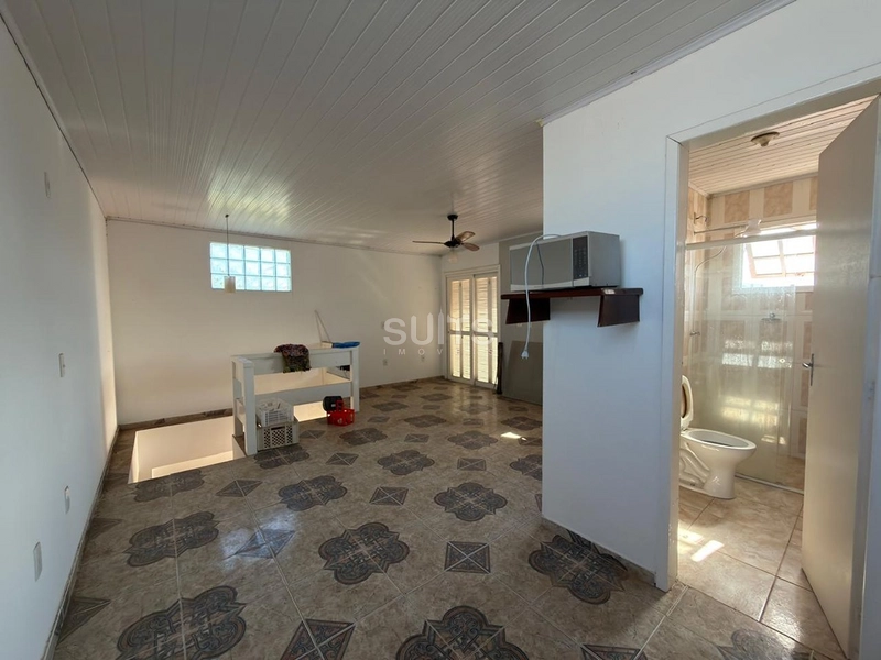 Excelente casa à venda no Centro de Xangri-Lá : 35ª foto da galeria de imagens do imóvel