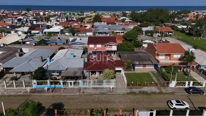 Excelente casa à venda no Centro de Xangri-Lá : 40ª foto da galeria de imagens do imóvel