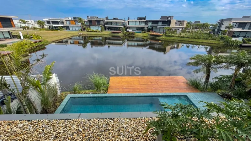 Incrível sobrado beira lago à venda no condomínio Sense!: 34ª foto da galeria de imagens do imóvel