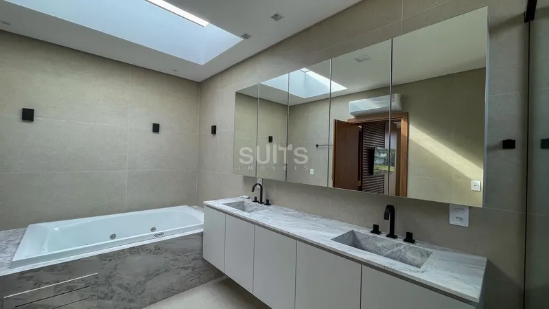 Incrível sobrado beira lago à venda no condomínio Sense!: 42ª foto da galeria de imagens do imóvel