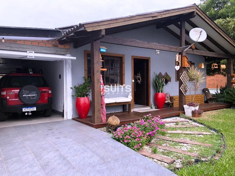 Excelente casa no centro de Xangri-lá: 1ª foto da galeria de imagens do imóvel