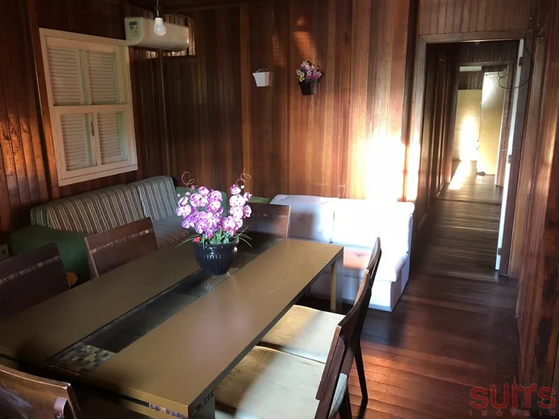 Ótima Casa no Centro de Xangri-Lá: 3ª foto da galeria de imagens do imóvel