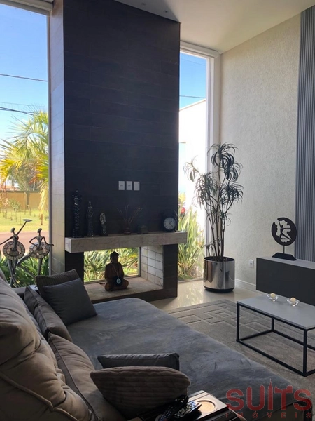 Lindíssima casa mobiliada e decorada no condomínio Las Palmas: 3ª foto da galeria de imagens do imóvel