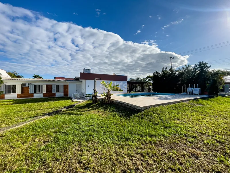 Ótima casa com 02 terrenos na praia de Atlântida em Xangri-Lá: 5ª foto da galeria de imagens do imóvel