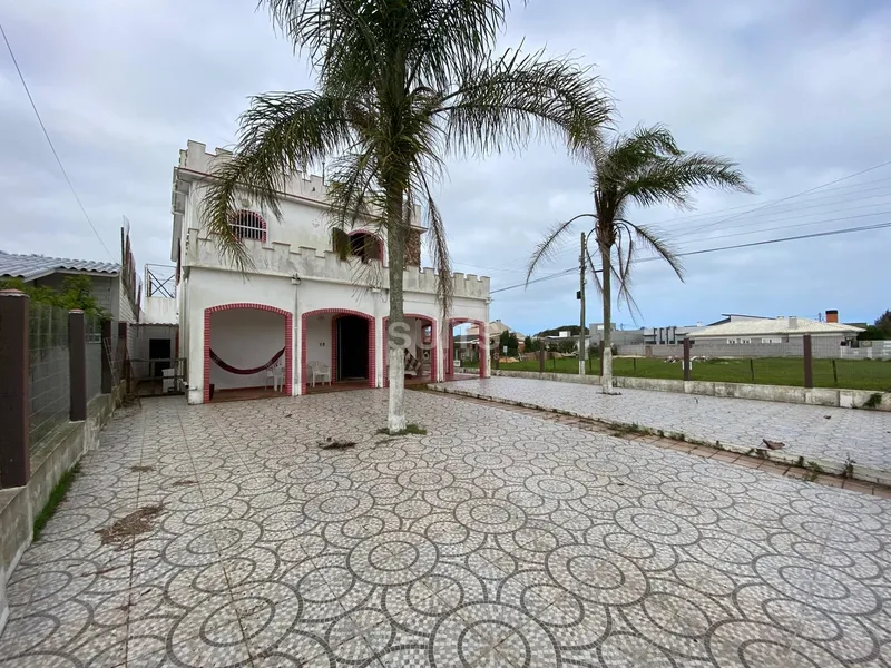 Sobrado de esquina na praia do Remanso: 2ª foto da galeria de imagens do imóvel