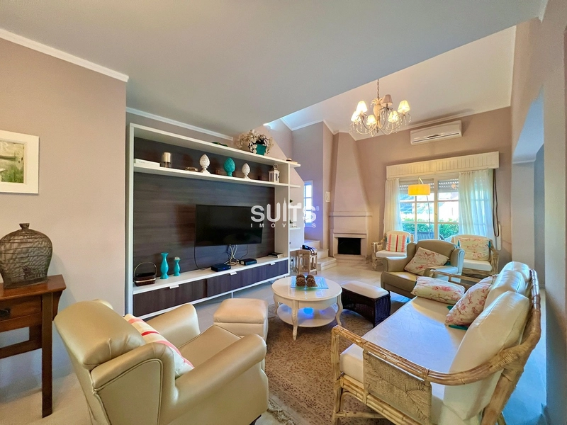 Lindo sobrado à venda no condomínio Villas Resort: 5ª foto da galeria de imagens do imóvel
