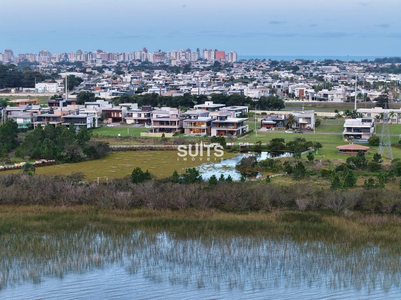 Excelente sobrado à venda no condomínio Capão Ilhas: 3ª foto da galeria de imagens do imóvel