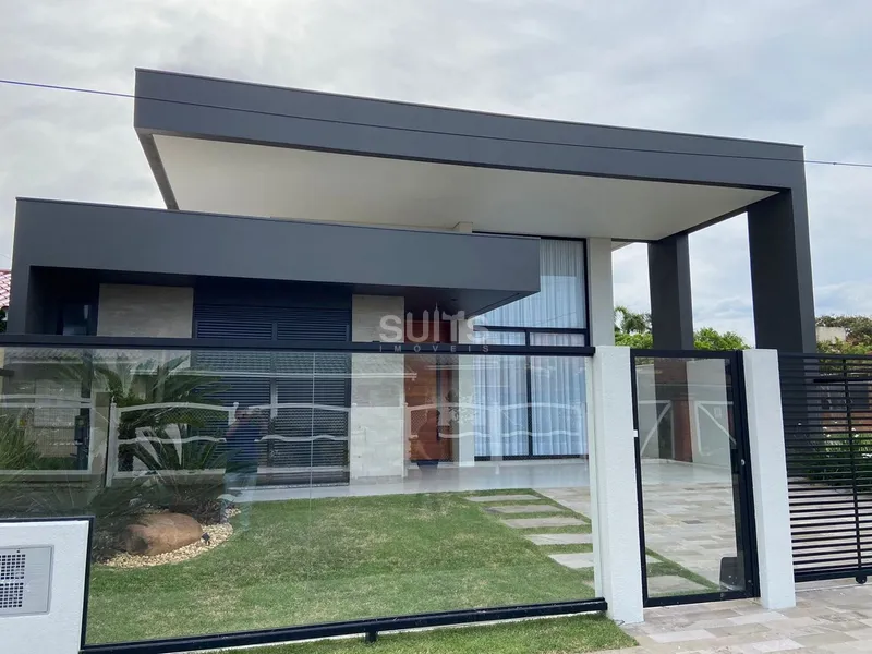 Alto padrão e bom gosto a poucos metros do mar em Xangri-Lá: 3ª foto da galeria de imagens do imóvel