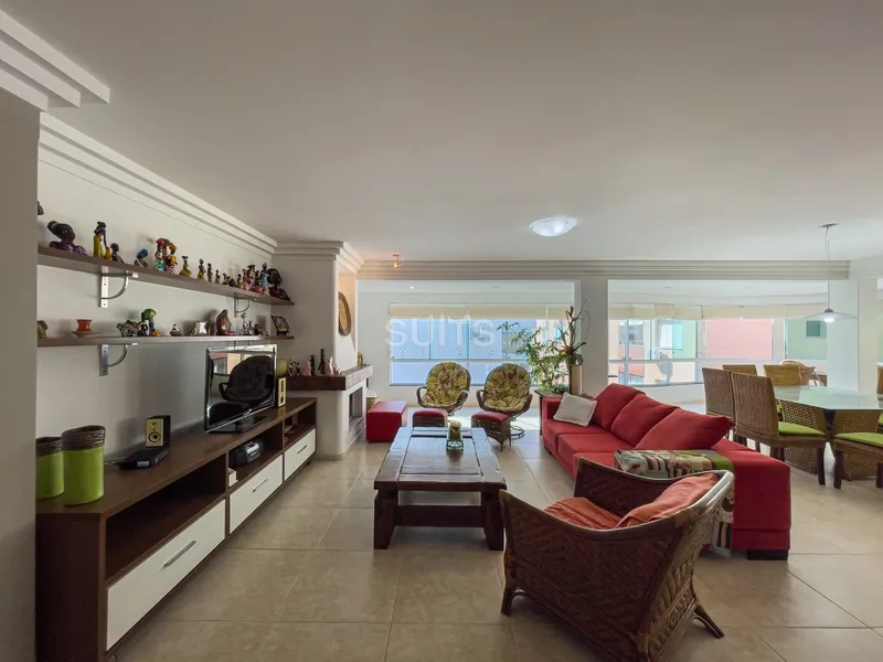 Lindo apartamento à venda no centro da praia de Atlântida em Xangri-Lá: 2ª foto da galeria de imagens do imóvel